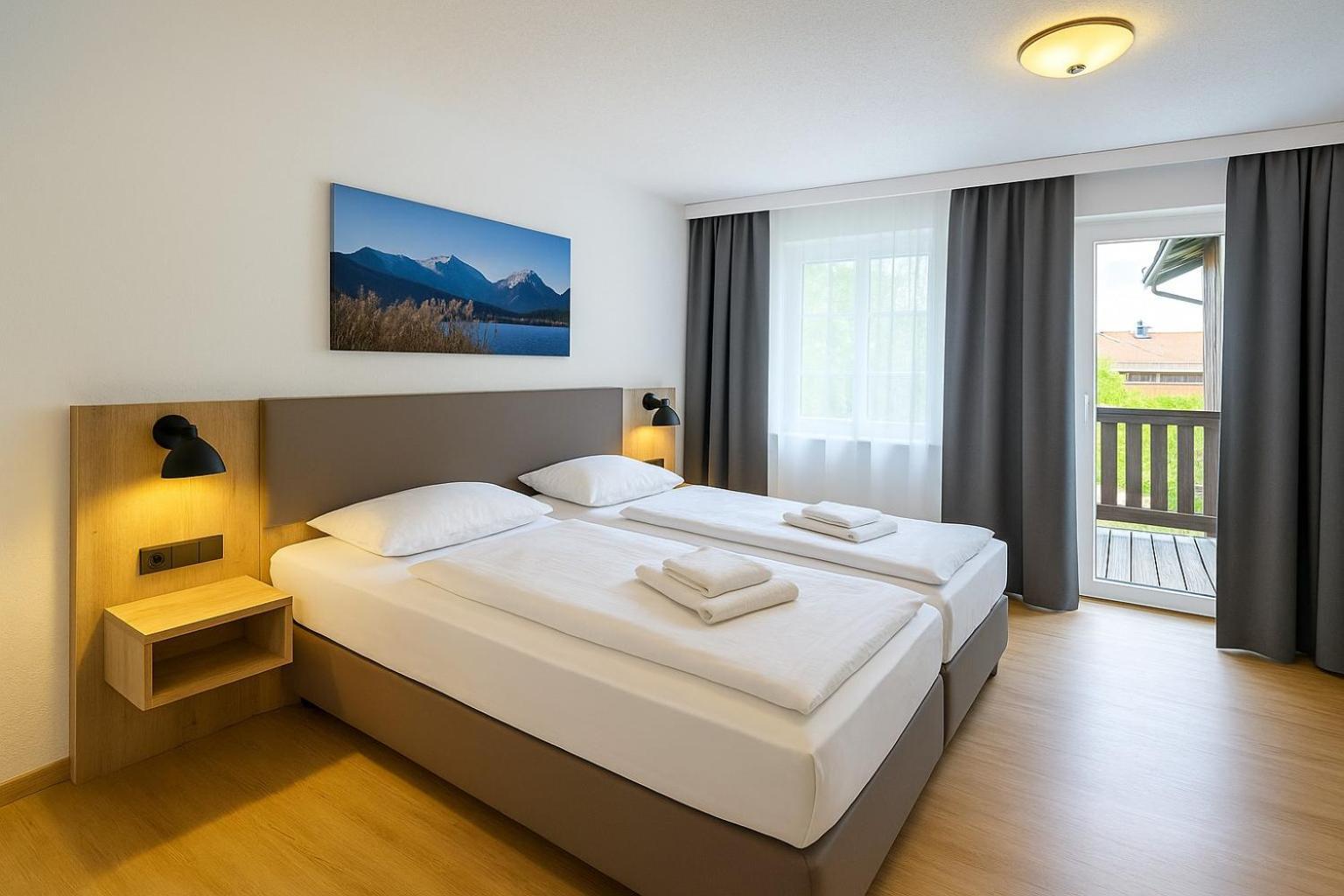 A8 Hotel Im Darchinger Hof Bed & Breakfast - Zwischen Holzkirchen Und Weyarn - Zwischen Muenchen Salzburg Und Innsbruck - Kurz Vor Dem Irschenberg Exterior photo